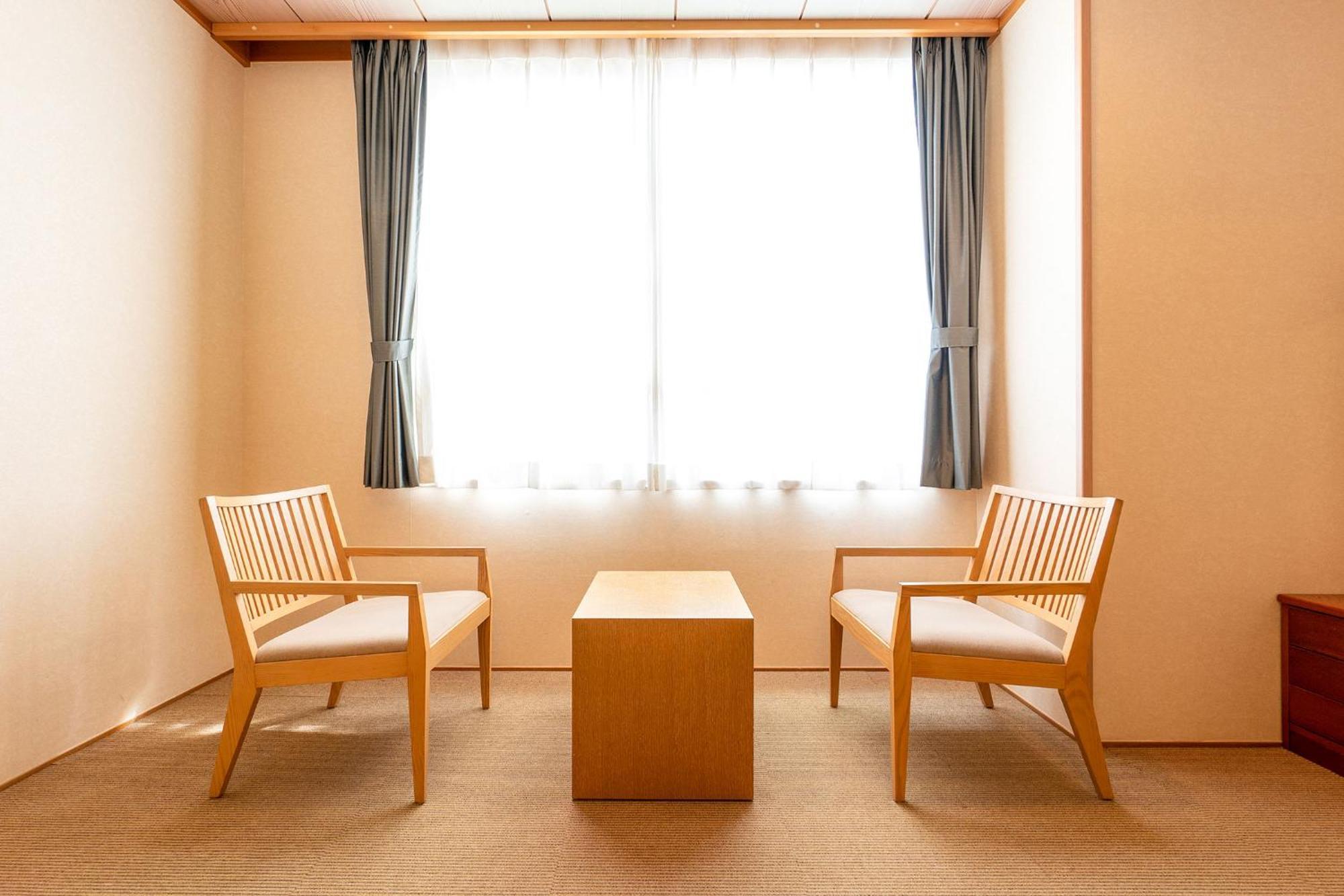 Hotel Ooedo Onsen Monogatari Aizu Esterno foto