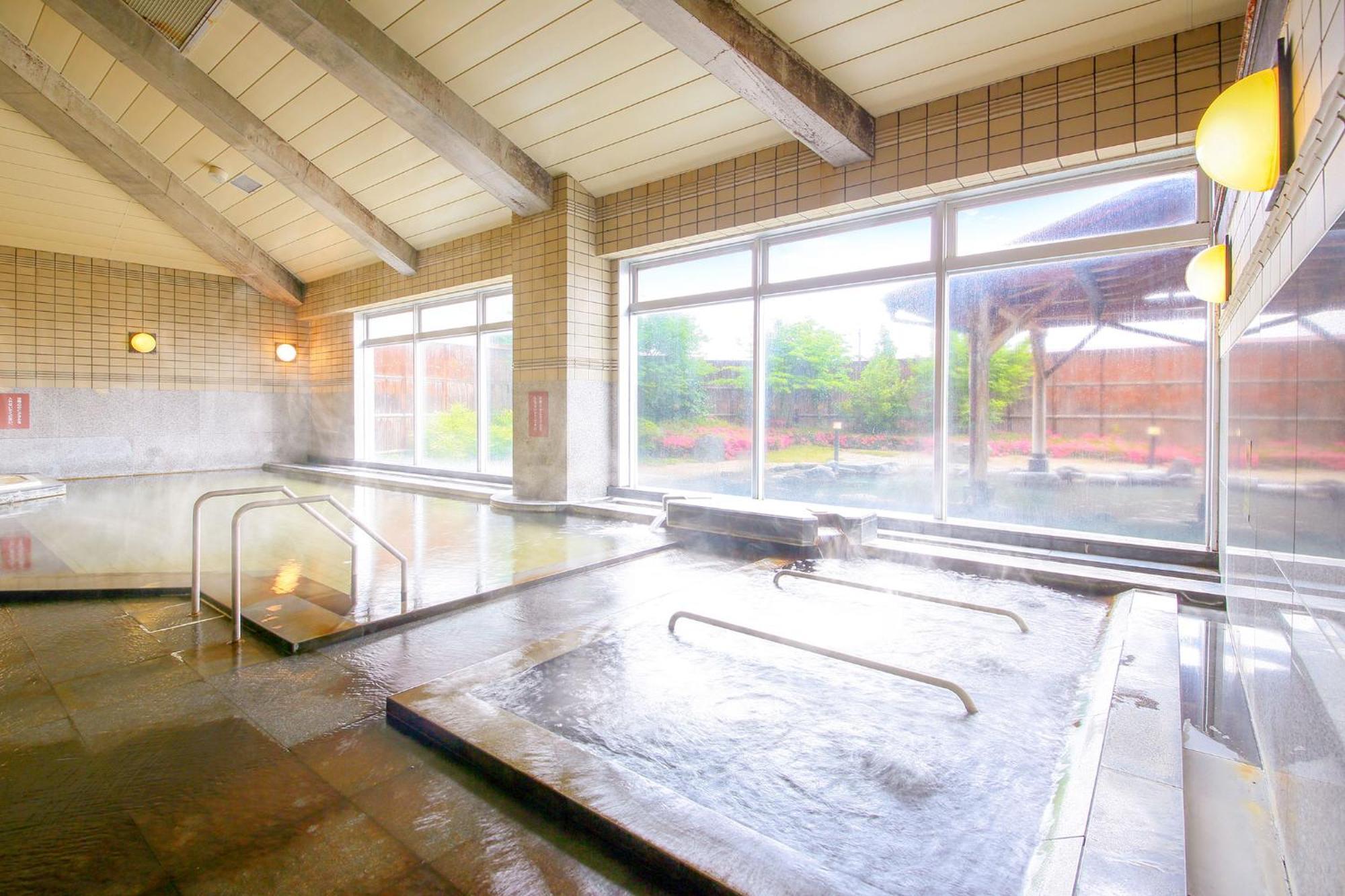 Hotel Ooedo Onsen Monogatari Aizu Esterno foto